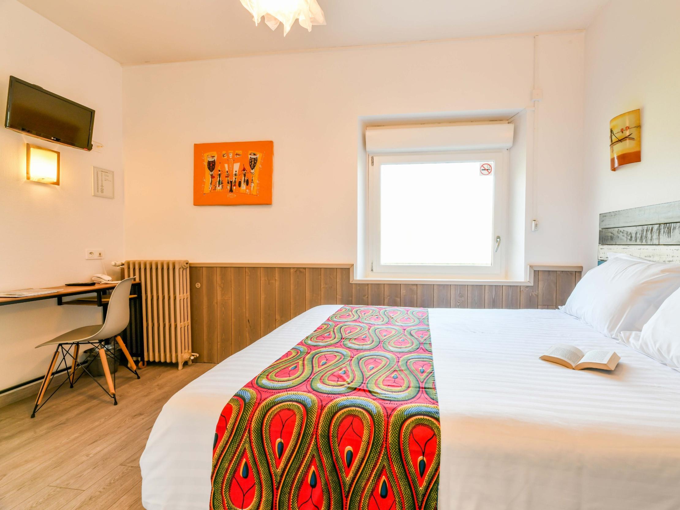 Logis Hostellerie Du Neez Gan Zewnętrze zdjęcie