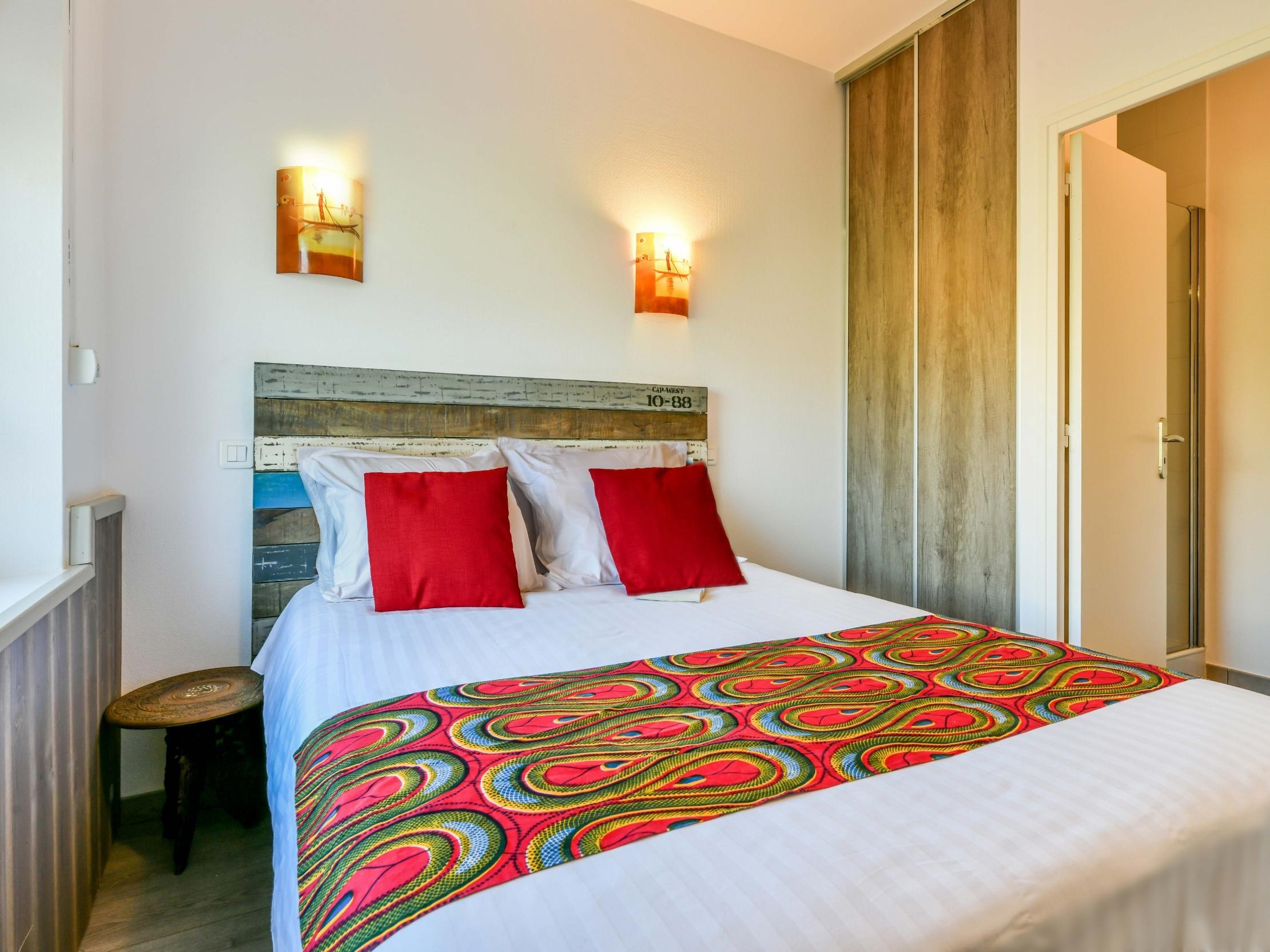 Logis Hostellerie Du Neez Gan Zewnętrze zdjęcie