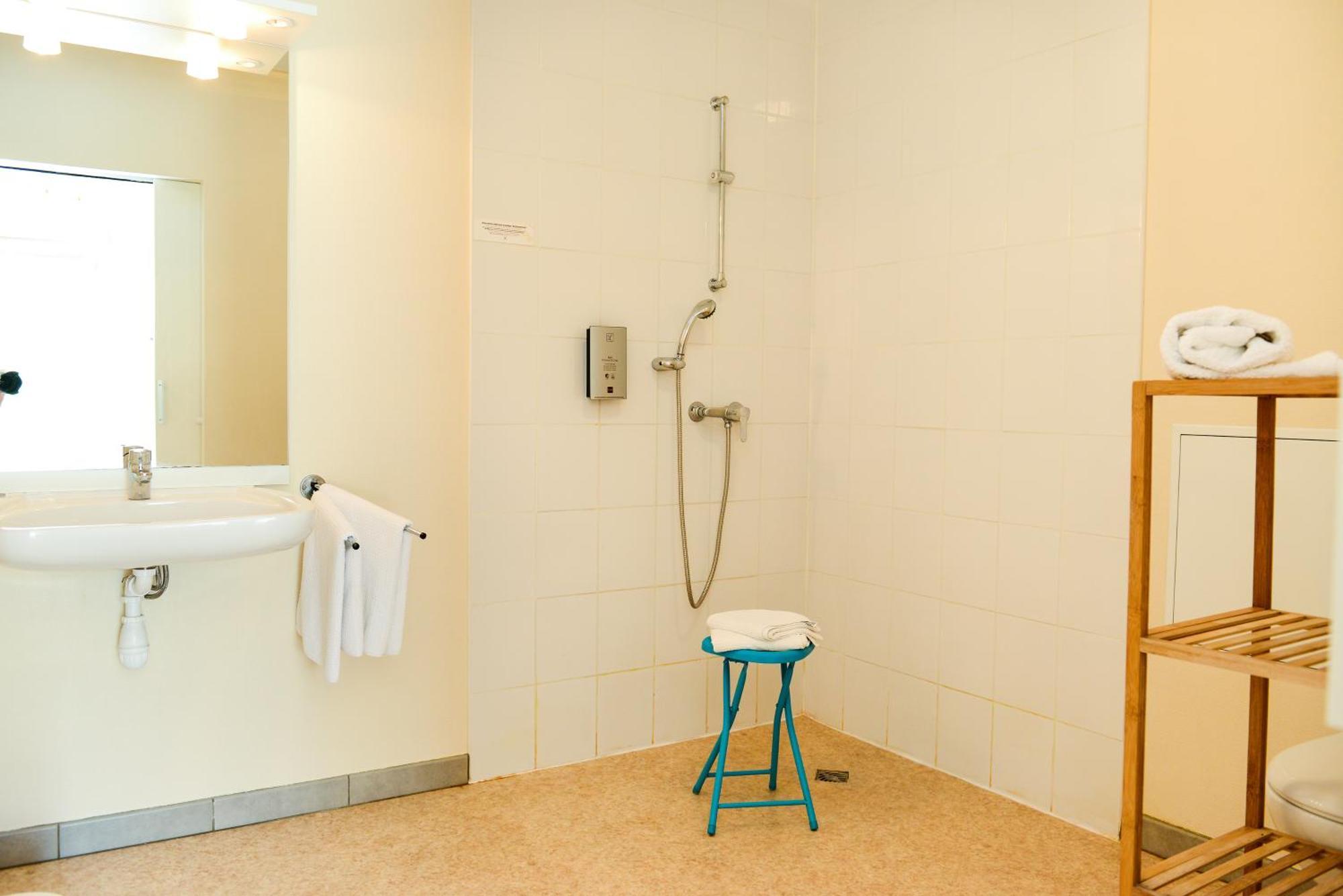 Logis Hostellerie Du Neez Gan Zewnętrze zdjęcie