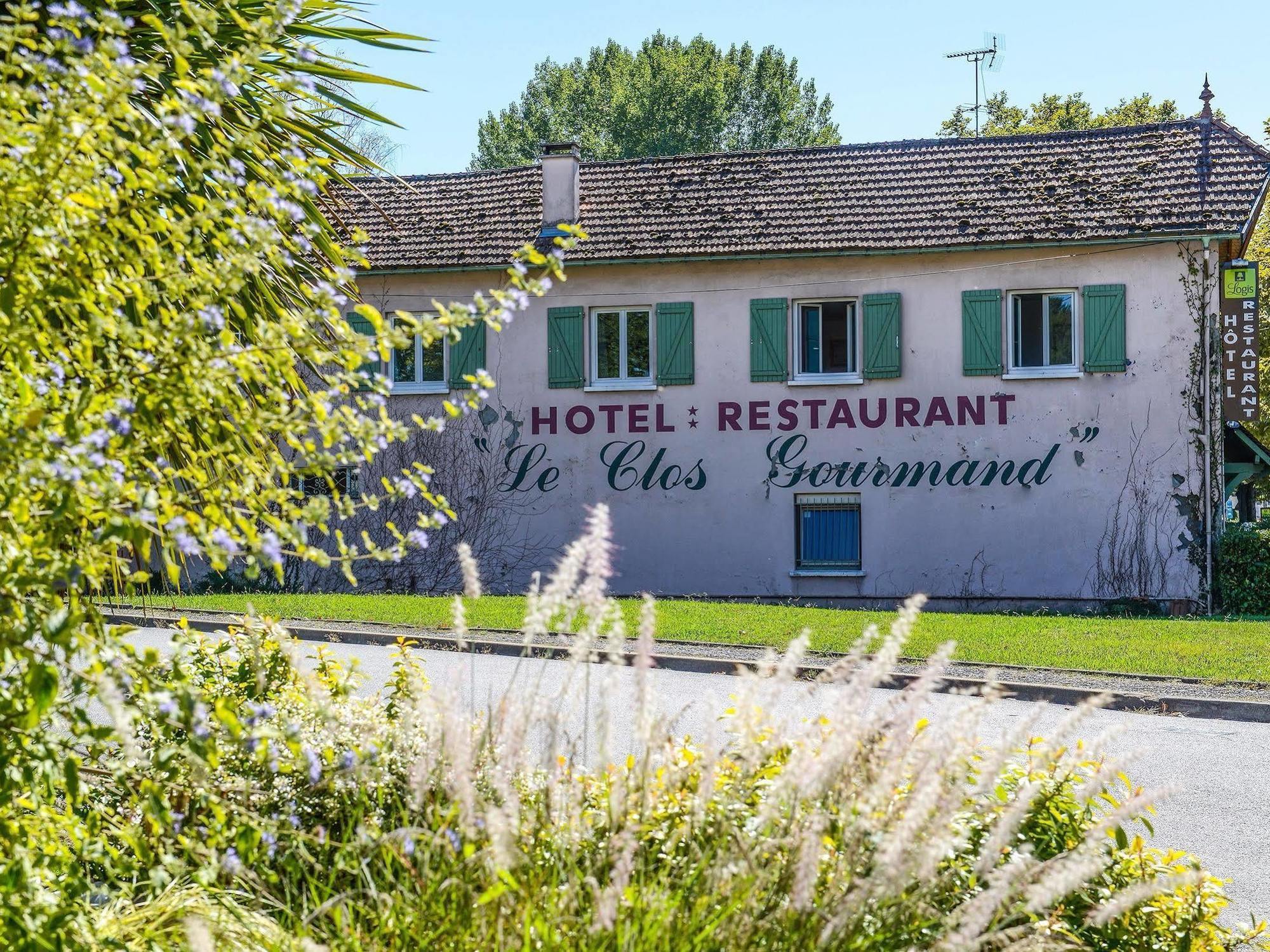 Logis Hostellerie Du Neez Gan Zewnętrze zdjęcie